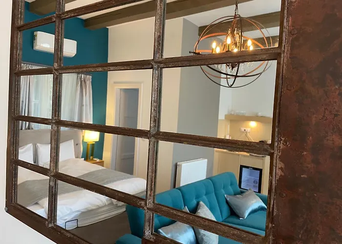 Lejlighed Frida Apartman, Exkluziv Varpanoramaval, A Belvaros Sziveben, Ingyenes Parkolassal